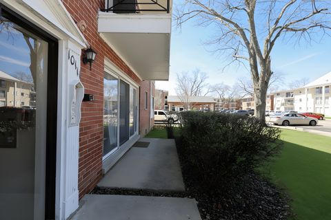 Tiny photo for 10111 Old Orchard Court #102, Skokie, IL 60076 (MLS # 12613300)