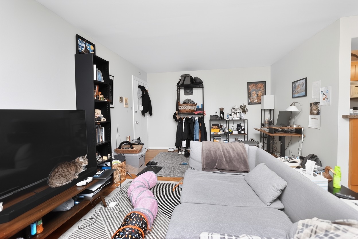 10111 Old Orchard Court 102