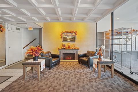 Tiny photo for 2005 S Finley Road #1202, Lombard, IL 60148 (MLS # 12509982)