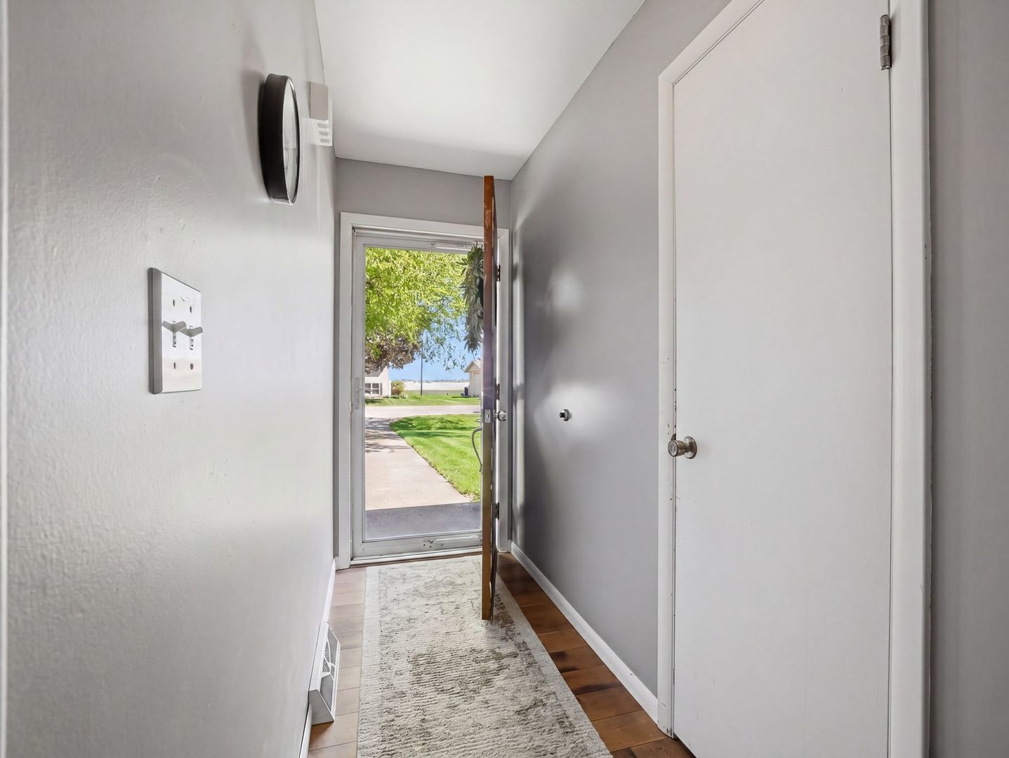 316 W Knights Road