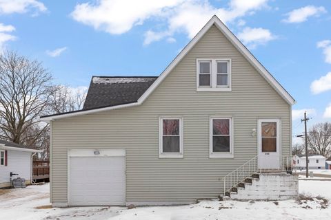 Tiny photo for 2145 Root Street, Crest Hill, IL 60403 (MLS # 12561808)