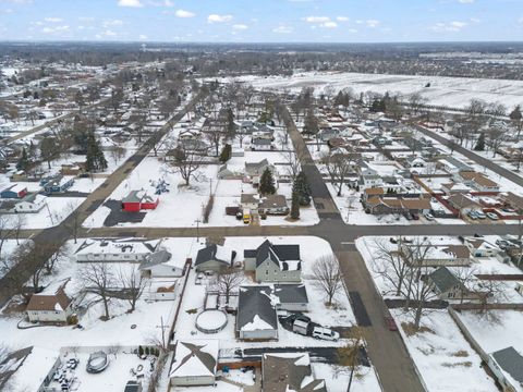 Tiny photo for 2145 Root Street, Crest Hill, IL 60403 (MLS # 12561808)