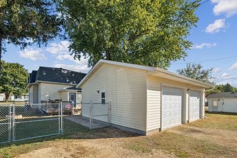 Tiny photo for 409 9th Street, De Witt, IA 52742 (MLS # 12719971)