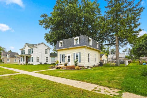 Tiny photo for 409 9th Street, De Witt, IA 52742 (MLS # 12719971)