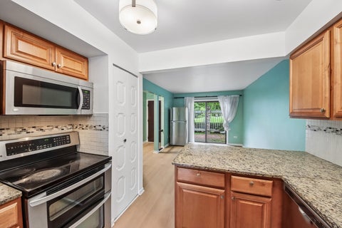 Tiny photo for 105 W Dover Drive, Mount Prospect, IL 60056 (MLS # 12767548)