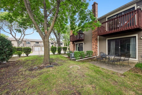 Tiny photo for 105 W Dover Drive, Mount Prospect, IL 60056 (MLS # 12767548)