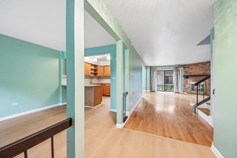 Tiny photo for 105 W Dover Drive, Mount Prospect, IL 60056 (MLS # 12767548)