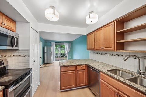 Tiny photo for 105 W Dover Drive, Mount Prospect, IL 60056 (MLS # 12767548)