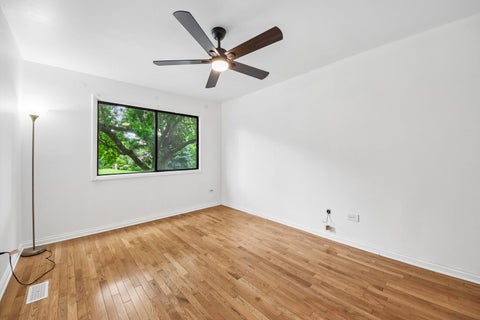 Tiny photo for 105 W Dover Drive, Mount Prospect, IL 60056 (MLS # 12767548)