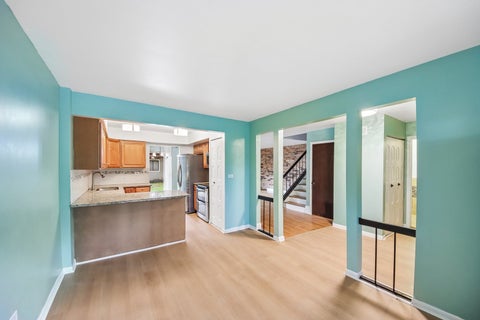 Tiny photo for 105 W Dover Drive, Mount Prospect, IL 60056 (MLS # 12767548)