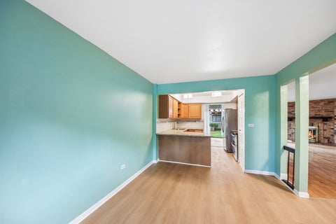 Tiny photo for 105 W Dover Drive, Mount Prospect, IL 60056 (MLS # 12767548)