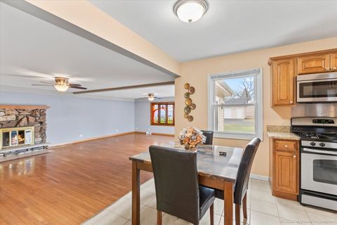 Tiny photo for 8305 S 85th Court, Hickory Hills, IL 60457 (MLS # 12544241)