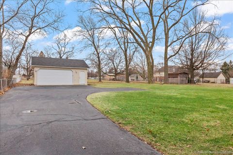 Tiny photo for 8305 S 85th Court, Hickory Hills, IL 60457 (MLS # 12544241)