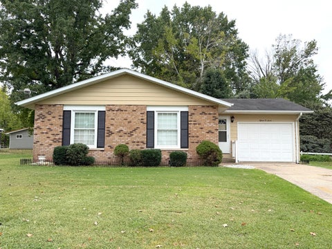 Tiny photo for 1507 Fair Drive, Murphysboro, IL 62966 (MLS # 12768409)