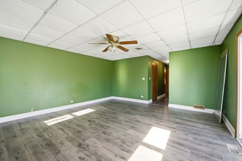 Tiny photo for 425 Walnut Drive, Streamwood, IL 60107 (MLS # 12579735)