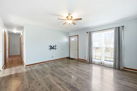 Tiny photo for 425 Walnut Drive, Streamwood, IL 60107 (MLS # 12579735)