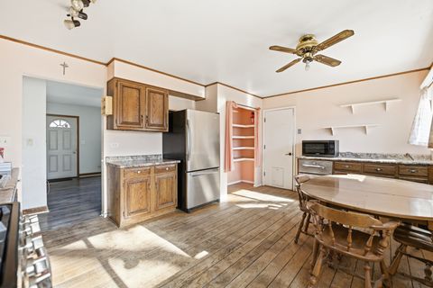 Tiny photo for 425 Walnut Drive, Streamwood, IL 60107 (MLS # 12579735)