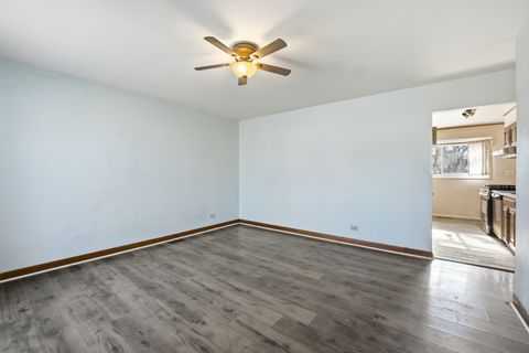 Tiny photo for 425 Walnut Drive, Streamwood, IL 60107 (MLS # 12579735)