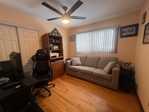 Tiny photo for 620 Willow Street, Frankfort, IL 60423 (MLS # 12527492)