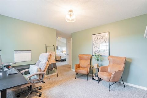 Tiny photo for 45 Pebblebrook Court, Bloomington, IL 61705 (MLS # 12489916)