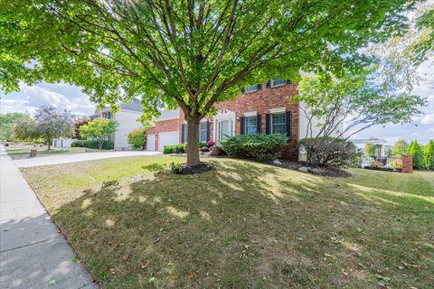 Tiny photo for 45 Pebblebrook Court, Bloomington, IL 61705 (MLS # 12489916)