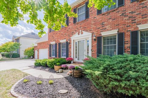 Tiny photo for 45 Pebblebrook Court, Bloomington, IL 61705 (MLS # 12489916)