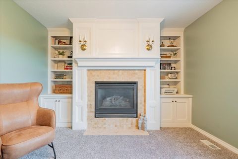 Tiny photo for 45 Pebblebrook Court, Bloomington, IL 61705 (MLS # 12489916)