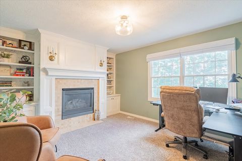 Tiny photo for 45 Pebblebrook Court, Bloomington, IL 61705 (MLS # 12489916)