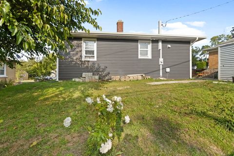 Tiny photo for 1015 Retta Court, Joliet, IL 60433 (MLS # 12470399)