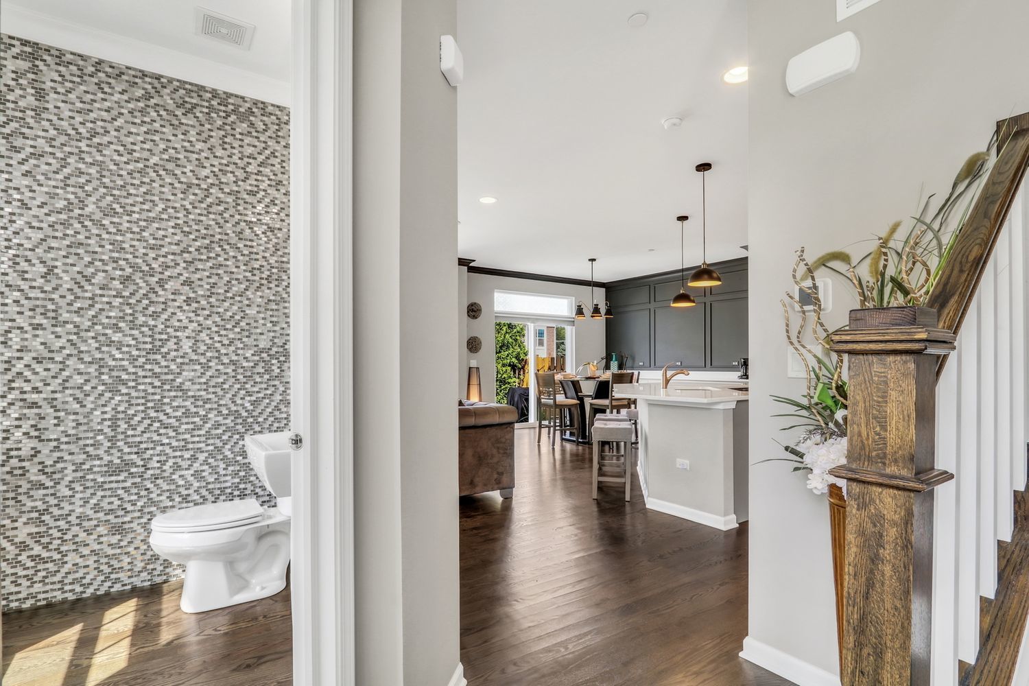 3227 N Heritage Lane