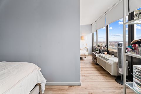 Tiny photo for 5320 N Sheridan Road #2410, Chicago, IL 60640 (MLS # 12581261)