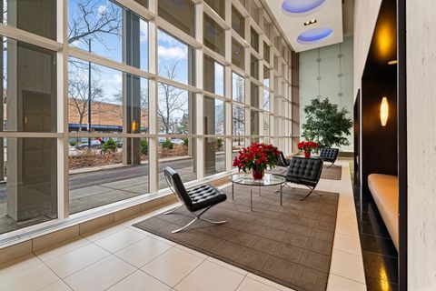 Tiny photo for 5320 N Sheridan Road #2410, Chicago, IL 60640 (MLS # 12581261)