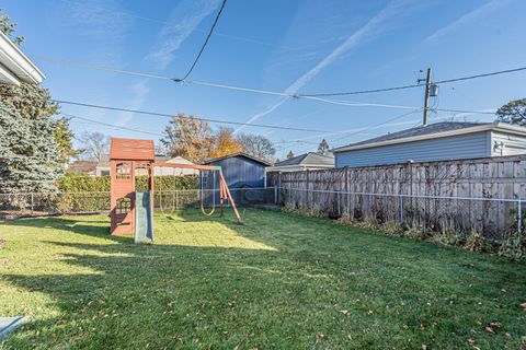 Tiny photo for 8239 N NEW ENGLAND Avenue, Niles, IL 60714 (MLS # 12534621)