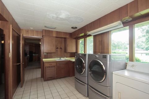 Tiny photo for 701 W Stearns Road, Bartlett, IL 60103 (MLS # 12437061)