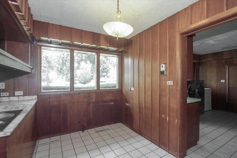 Tiny photo for 701 W Stearns Road, Bartlett, IL 60103 (MLS # 12437061)
