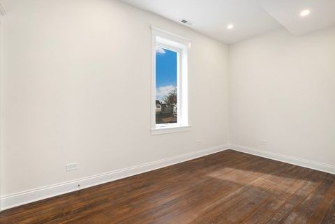 Tiny photo for 3354 N Whipple Street #2R, Chicago, IL 60618 (MLS # 12586625)