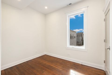 Tiny photo for 3354 N Whipple Street #2R, Chicago, IL 60618 (MLS # 12586625)