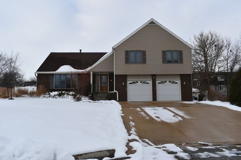 Tiny photo for 67 Castle Coombe Court, Bourbonnais, IL 60914 (MLS # 12529116)