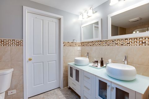 Tiny photo for 1N424 Indian Knoll Road, West Chicago, IL 60185 (MLS # 11895602)