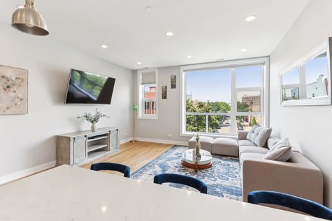 Tiny photo for 1631 S Carpenter Street #3, Chicago, IL 60608 (MLS # 12573912)