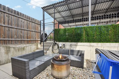 Tiny photo for 1631 S Carpenter Street #3, Chicago, IL 60608 (MLS # 12573912)