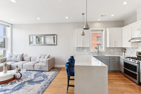 Tiny photo for 1631 S Carpenter Street #3, Chicago, IL 60608 (MLS # 12573912)