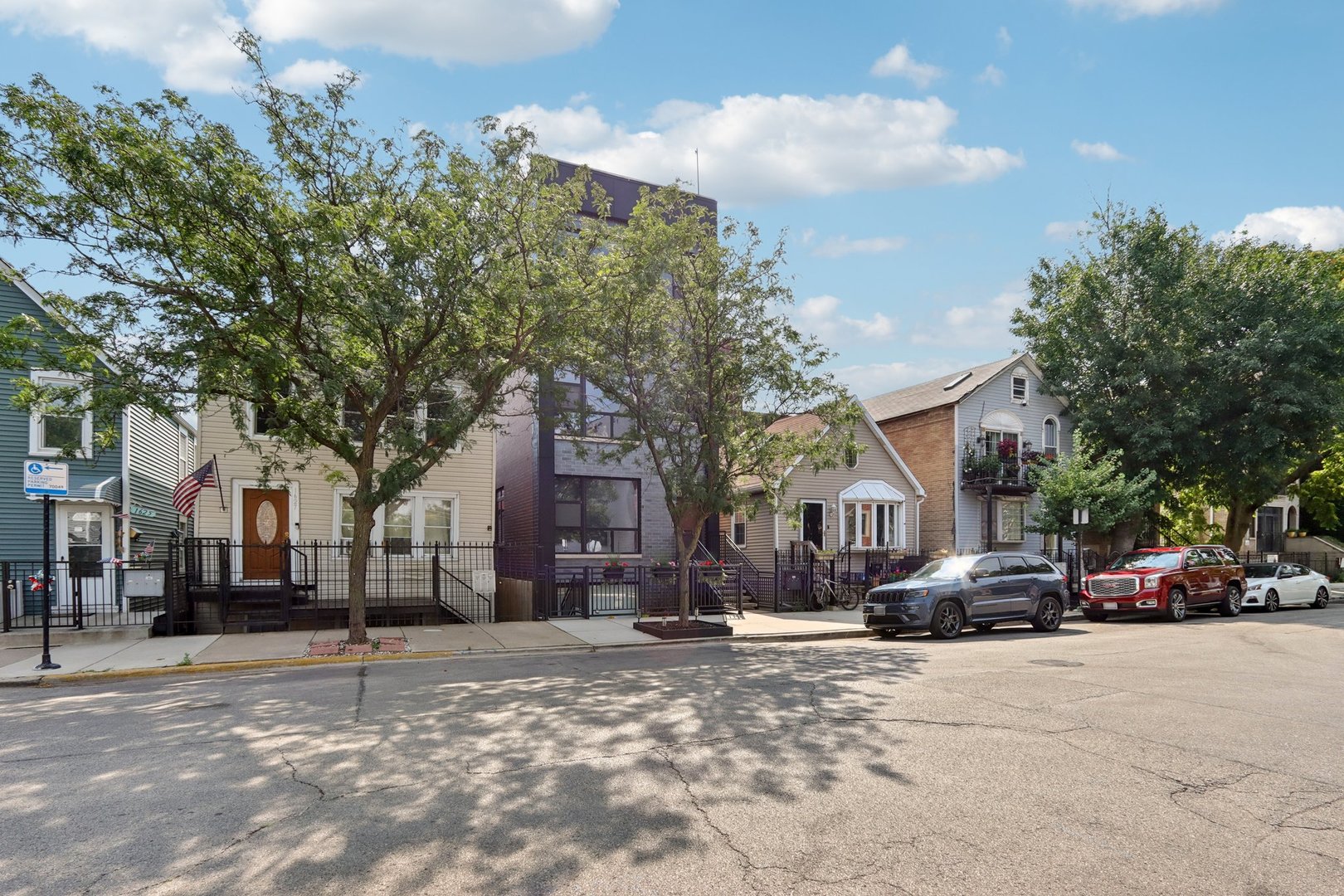 1631 S Carpenter Street 3