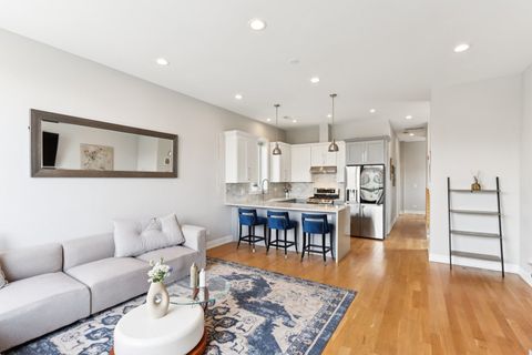 Tiny photo for 1631 S Carpenter Street #3, Chicago, IL 60608 (MLS # 12573912)