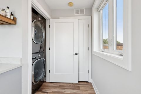 Tiny photo for 1631 S Carpenter Street #3, Chicago, IL 60608 (MLS # 12573912)