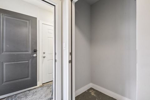 Tiny photo for 1631 S Carpenter Street #3, Chicago, IL 60608 (MLS # 12573912)