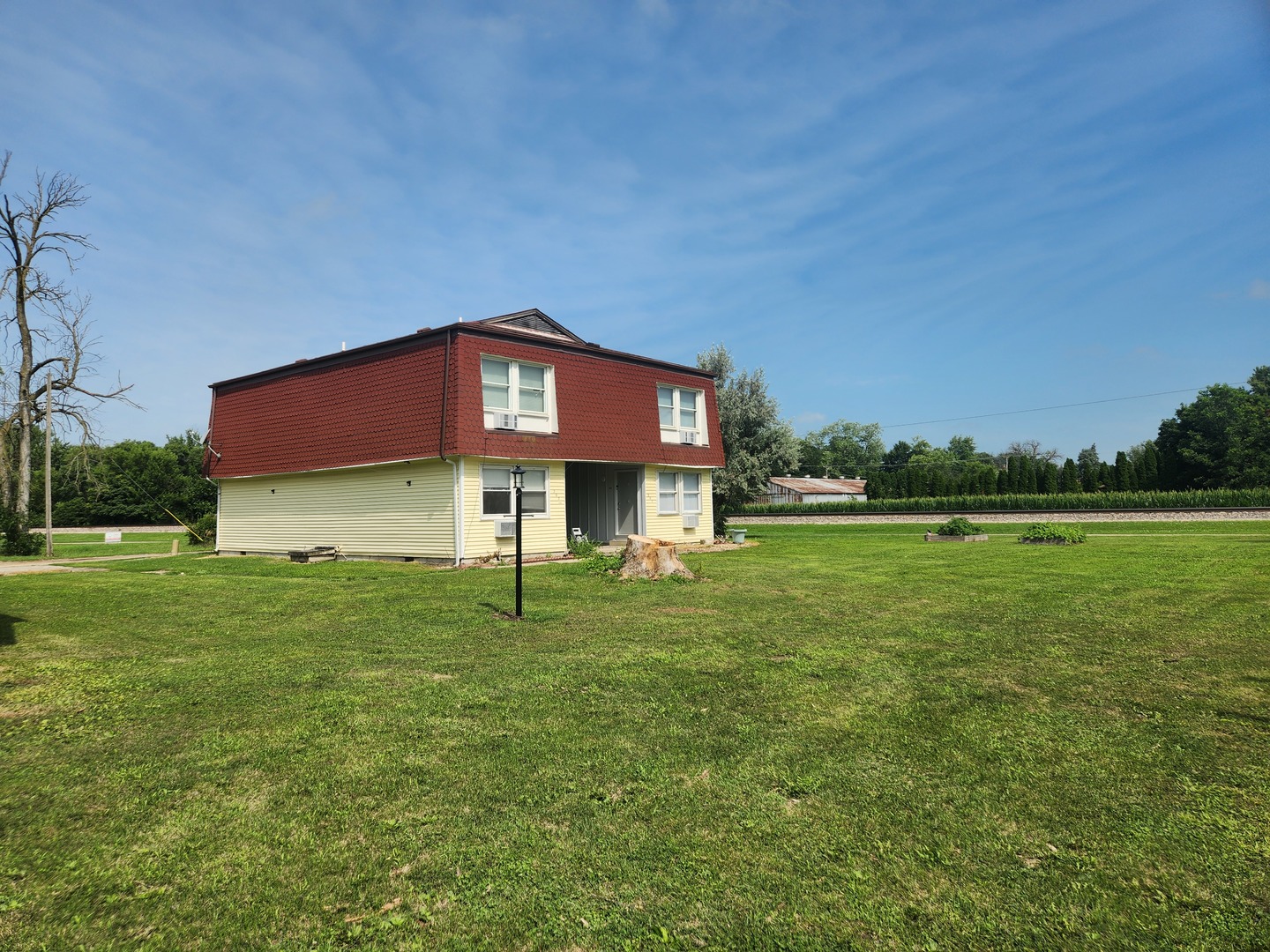 201-203 S Maple Street