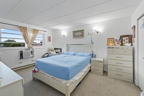 Tiny photo for Worth, IL 60482 (MLS # 12460375)