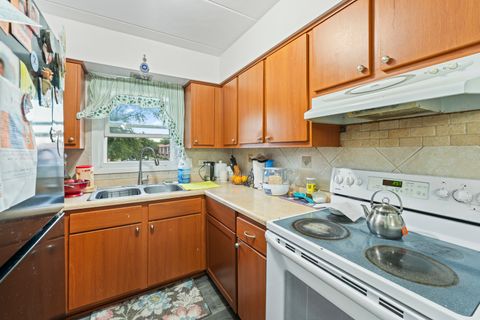 Tiny photo for Worth, IL 60482 (MLS # 12460375)