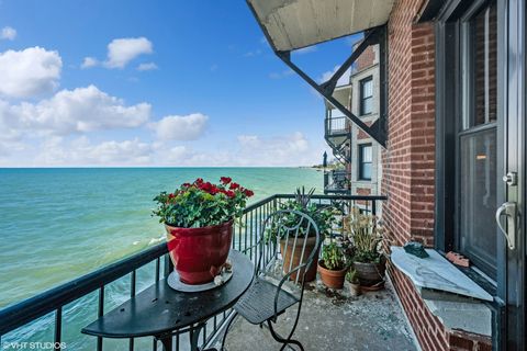 Tiny photo for 7649 N Eastlake Terrace #2F, Chicago, IL 60626 (MLS # 12538129)